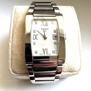 🌟HOST PICK🌟🕰💎 Rare Vintage Tissot Swiss Diamond & Pearl Women’s Watch  🕰️💎